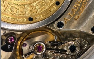 Chillout TGIF: Taking macros with your phone